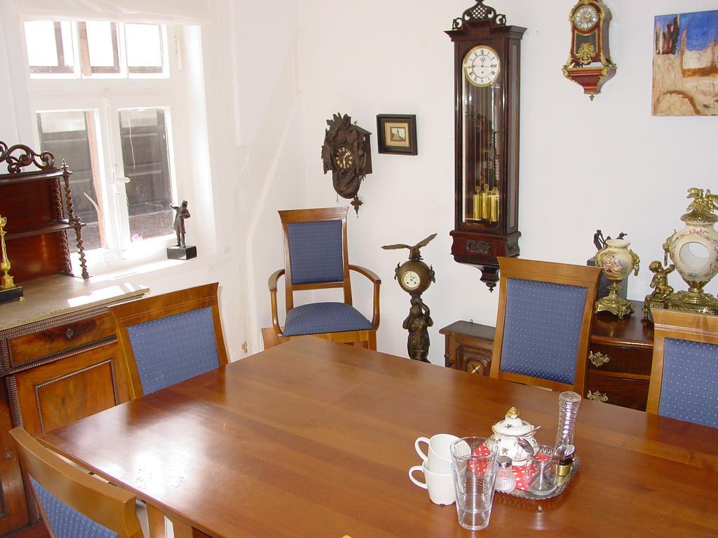 Robert'S Bed & Breakfast Helmarshausen Exterior photo